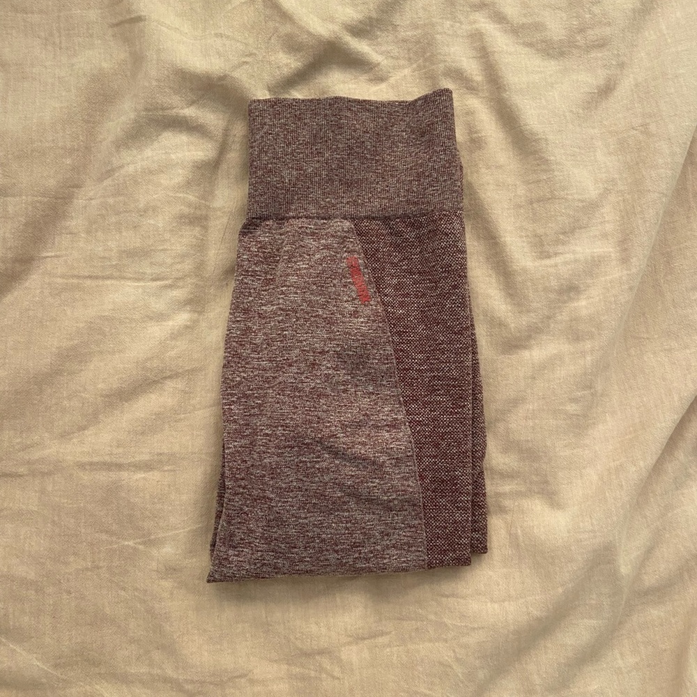 Gymshark Matching Set! - Picture 2 of 6